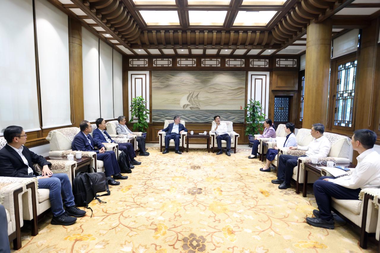 20260512_11_delegation_visit_to_tsinghua_university.jpg